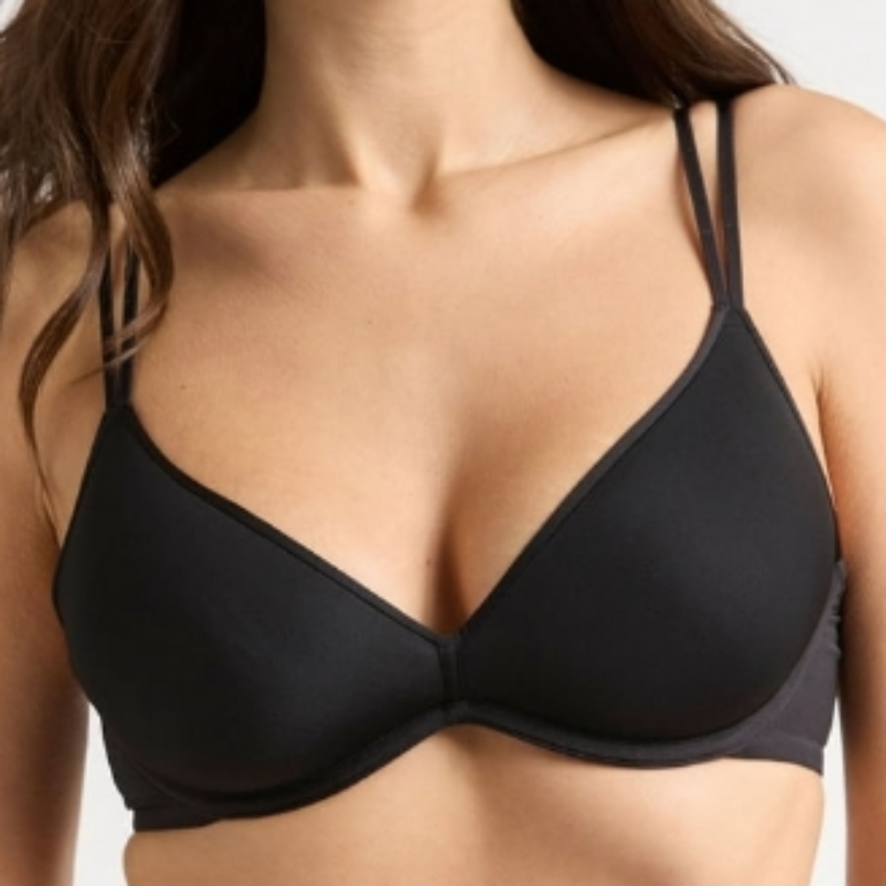 Women's Scoop Spacer Bra  Various Sizes    Black    NWT
